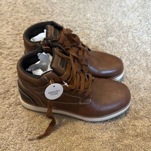 Sonoma boys shoes size 3